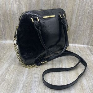 Steve Madden Black Zip Dome Crossbody Bag Purse Clutch Snake Reptile Gently used